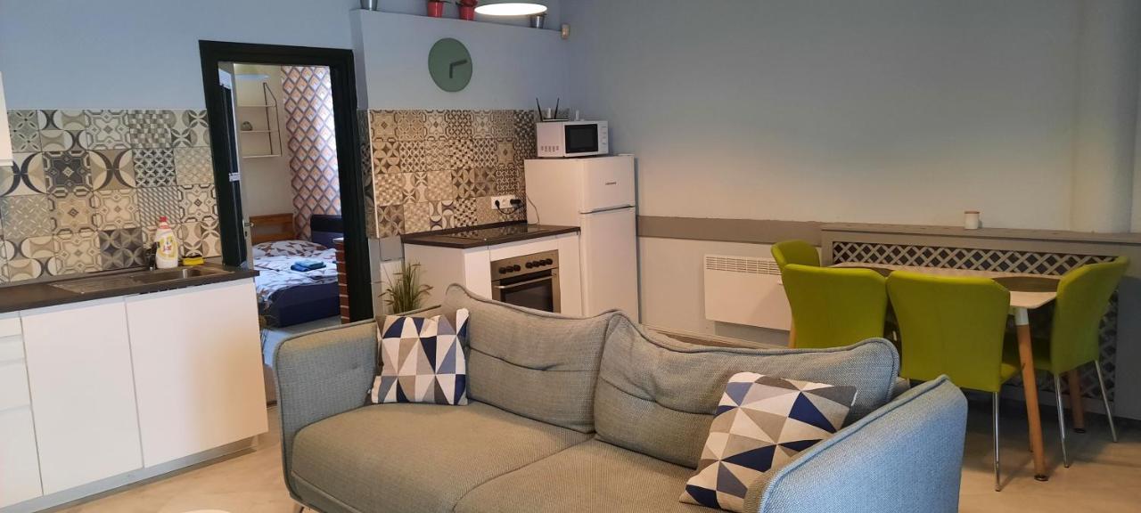 Csenge Apartman Кестхей Екстер'єр фото
